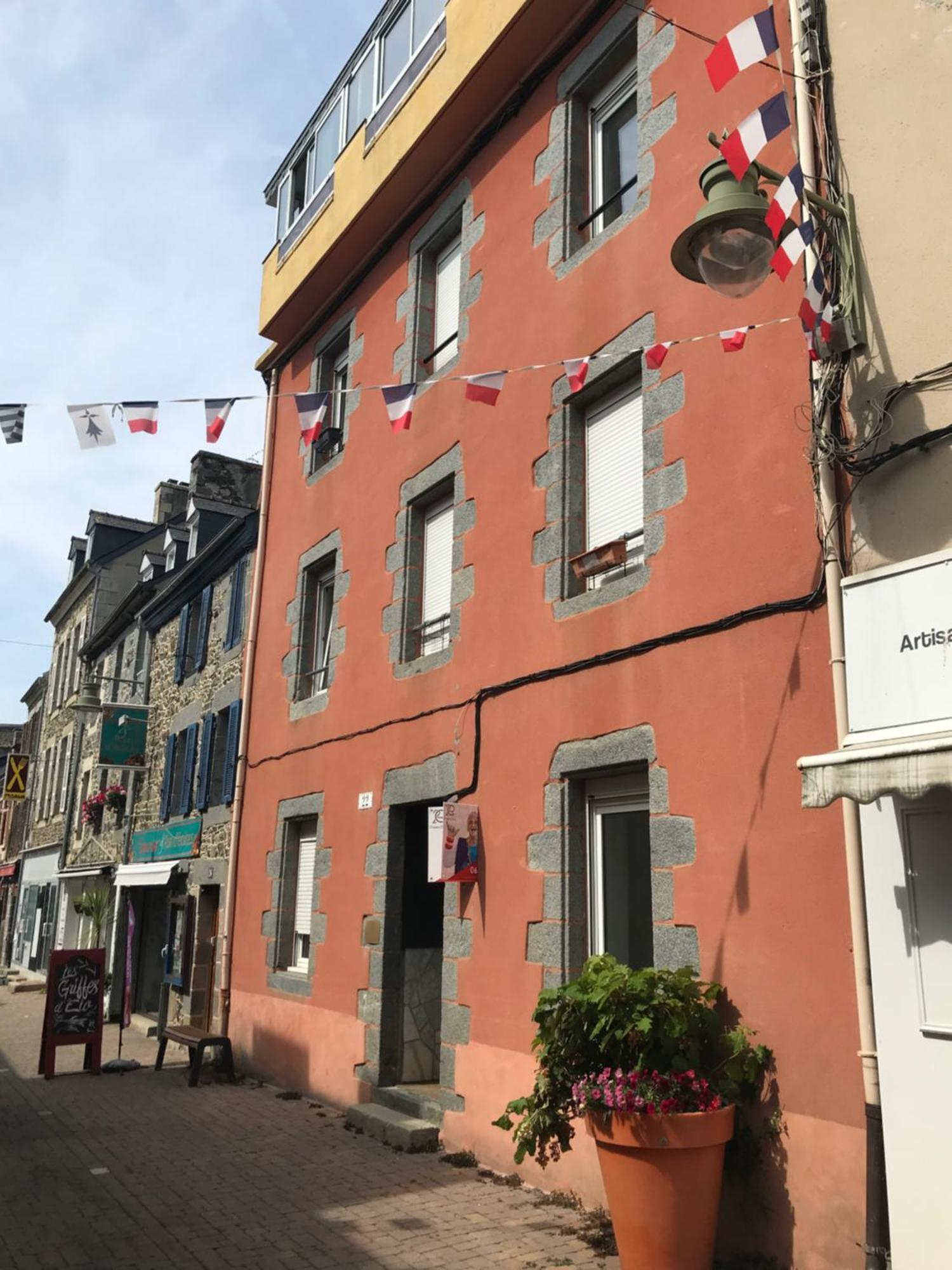 Joli Appartement Calme A Binic Dans Rue Pietonne Exterior foto